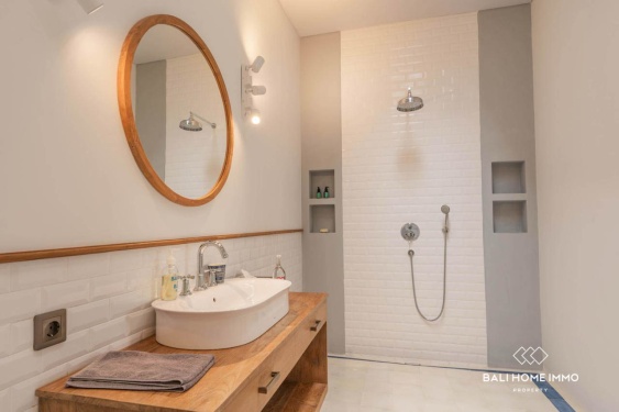 Image 11 from Villa Keluarga 4 Kamar untuk Disewa dengan Taman & Berjarak Dekat dengan Pantai Berawa