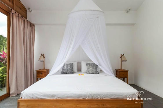 Image 6 from Family Style 4 Bedroom Villa For Sale In Batu Belig Kerobokan