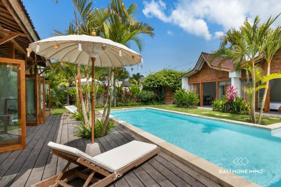 Image 9 from Family Style 4 Bedroom Villa For Sale In Batu Belig Kerobokan