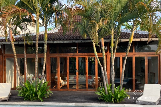 Image 8 from Family Style 4 Bedroom Villa For Sale In Batu Belig Kerobokan