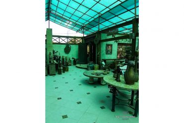 Image 5 from Galerie Magasin et immeuble de bureaux à vendre en pleine propriété à Gianyar