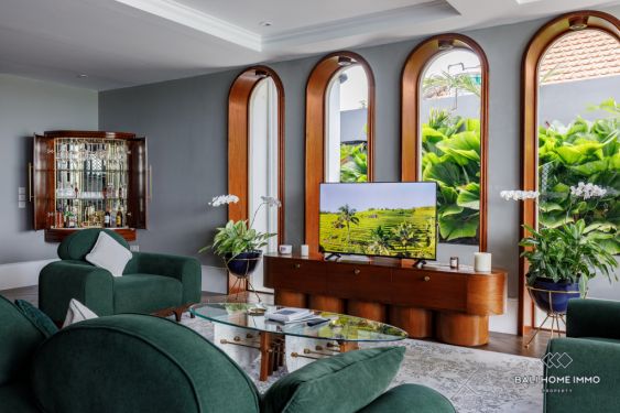 Image 5 from Georgian Style 4 Bedroom Estate with Ricefield View for sale and rent in Canggu