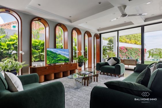 Image 4 from Georgian Style 4 Bedroom Estate with Ricefield View for sale and rent in Canggu