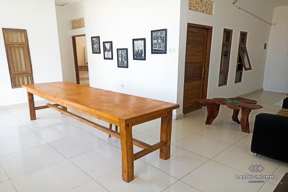 Image 4 from GOOD DEAL 7 BEDROOM VILLA FOR MONTHLY RENTAL IN BALI KUTA/LEGIAN