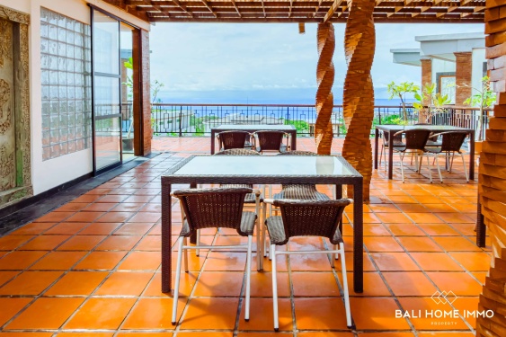 Image 9 from Villa de 15 chambres avec vue sur l'océan à vendre à Uluwatu