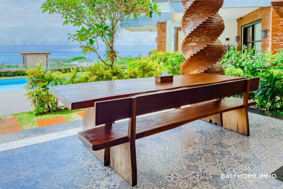 Image 10 from Villa de 15 chambres avec vue sur l'océan à vendre à Uluwatu