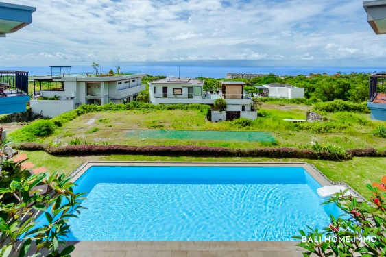 Image 4 from Villa de 15 chambres avec vue sur l'océan à vendre à Uluwatu