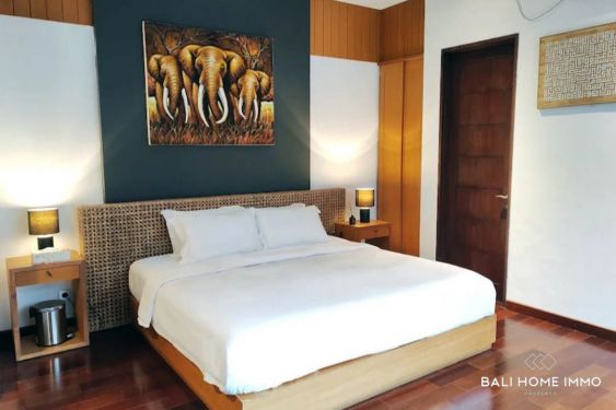Image 6 from VILLA DE 5 CHAMBRES À VENDRE EN PLEINE PROPRIÉTÉ ET À LOUER À BALI NUSA DUA