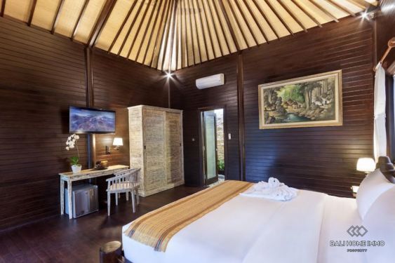 Image 7 from Hotel and Resort with 16 Bedrooms for Sale Freehold in Lombok