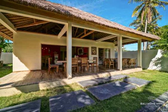 Image 3 from Hôtel & Resort avec 8 chambres à vendre en location à Lombok