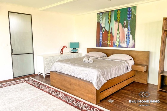 Image 8 from Villa emblématique de 4 chambres à louer à Canggu Batu Bolong