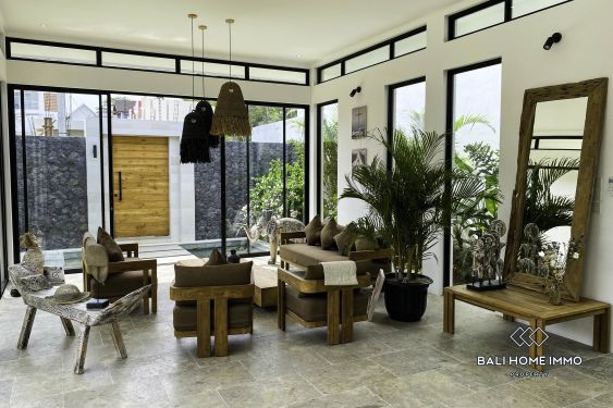 Image 5 from Immaculate 4 Bedroom Villa for Sale in Ungasan