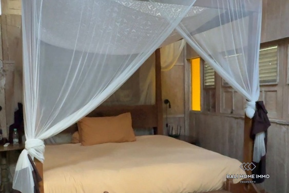 Image 9 from Joglo Style 6 Bedroom Villa for Rentals in Bali Pererenan - Tumbak Bayuh