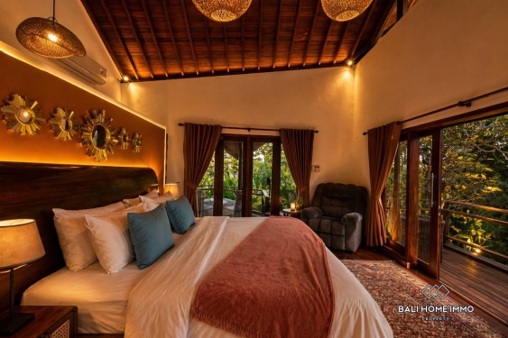 Image 8 from Joglo Style 4 Bedroom Villa for rent in Padonan Canggu Bali