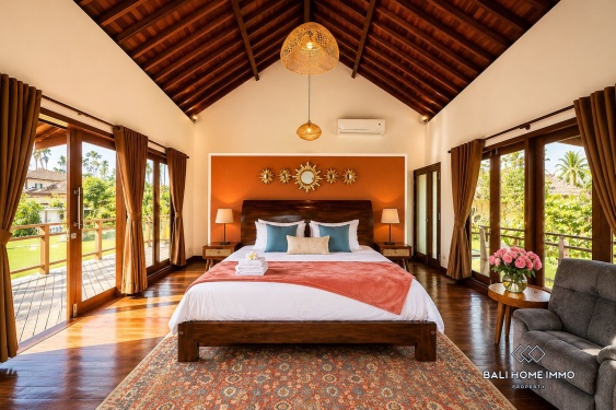 Image 13 from Villa 4 Kamar Tidur bergaya Joglo disewakan di Padonan Canggu Bali