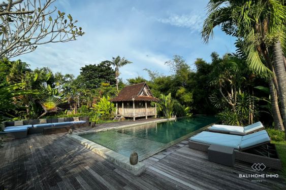 Image 2 from Jungle View 4 Bedroom Villa for Sale Leasehold in Bali Jimbaran