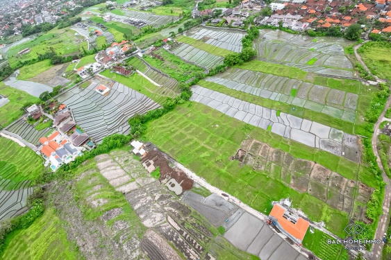 Image 3 from Terrain à vendre en pleine propriété à Bali, près de la plage de Seseh