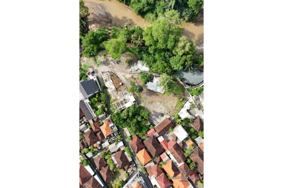 Image 2 from Terrain à vendre en bail emphytéotique à Bali Tanah, côté nord.