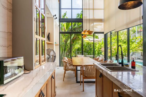 Image 11 from Villa 3 Kamar Mewah dengan ruang hiburan Dijual di Bali Pererenan