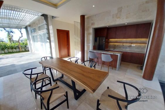 Image 6 from Dijual Villa Mewah 3 Kamar Berpemandangan Hutan dan Laut di Jimbaran Bali