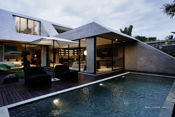 VILLA DE LUXE DE 3 CHAMBRES À LOUER À L'ANNÉE OU AU MOIS À UNGASAN