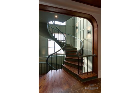 Image 14 from Townhouse Mewah 4 Kamar Tidur Bergaya Georgia untuk Disewakan Tahunan di Babakan Canggu Bali