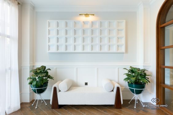 Image 9 from Townhouse Mewah 4 Kamar Tidur Bergaya Georgia untuk Disewakan Tahunan di Babakan Canggu Bali