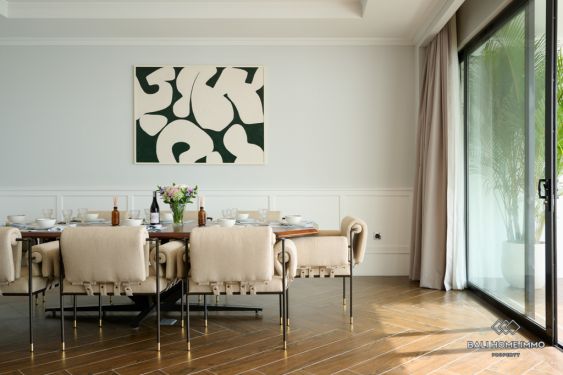 Image 12 from Townhouse Mewah 4 Kamar Tidur Bergaya Georgia untuk Disewakan Tahunan di Babakan Canggu Bali