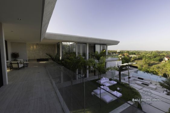 Image 8 from Luxueuse villa de 4 chambres avec vue sur l'océan à vendre et à louer au mois à Uluwatu