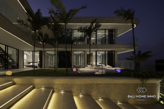 Image 20 from Luxueuse villa de 4 chambres avec vue sur l'océan à vendre et à louer au mois à Uluwatu