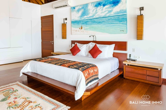 Image 12 from VILLA DE 4 CHAMBRES À FACE DE LA FALAISE AVEC VUE SUR L'OCÉAN À VENDRE À ULUWATU PADANG PADANG