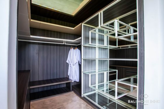 Image 17 from VILLA DE LUXE DE 4 CHAMBRES AVEC VUE SPECTACULAIRE À VENDRE EN PLEINE PROPRIÉTÉ À ULUWATU UNGASAN