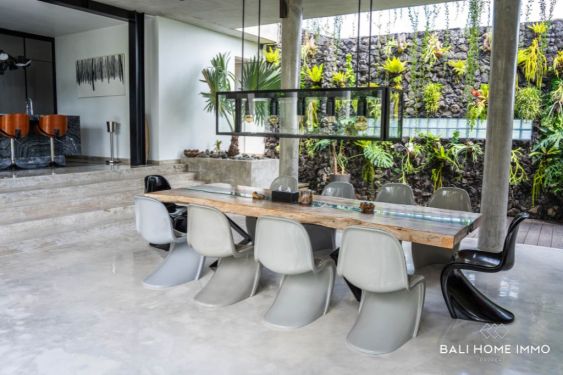 Image 9 from VILLA DE LUXE DE 4 CHAMBRES AVEC VUE SPECTACULAIRE À VENDRE EN PLEINE PROPRIÉTÉ À ULUWATU UNGASAN