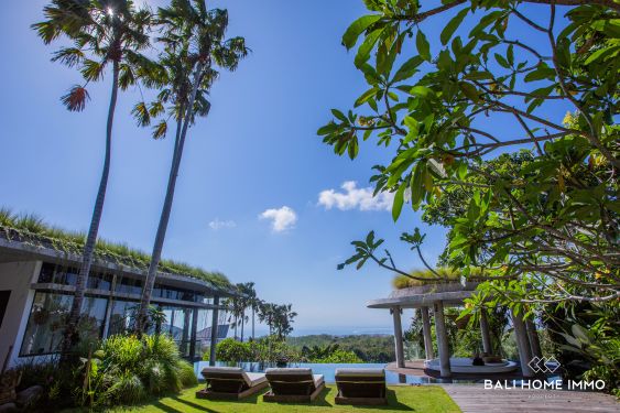 Image 4 from VILLA DE LUXE DE 4 CHAMBRES AVEC VUE SPECTACULAIRE À VENDRE EN PLEINE PROPRIÉTÉ À ULUWATU UNGASAN