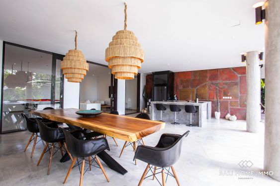 Image 7 from VILLA DE LUXE DE 4 CHAMBRES AVEC VUE SPECTACULAIRE À VENDRE EN PLEINE PROPRIÉTÉ À ULUWATU UNGASAN