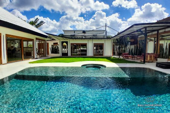 Image 2 from Luxurious 5 Bedroom Mediterranean Villa For Rent in Padonan Canggu Bali