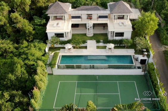 Image 1 from Luxueuse villa de 5 chambres à vendre en pleine propriété à Bali Uluwatu.