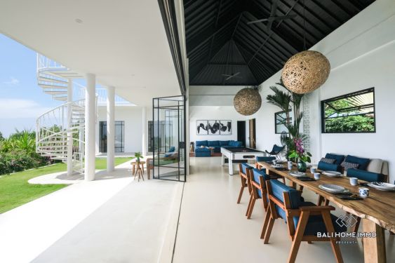 Image 3 from Luxueuse villa de 5 chambres à vendre en pleine propriété à Bali Uluwatu.