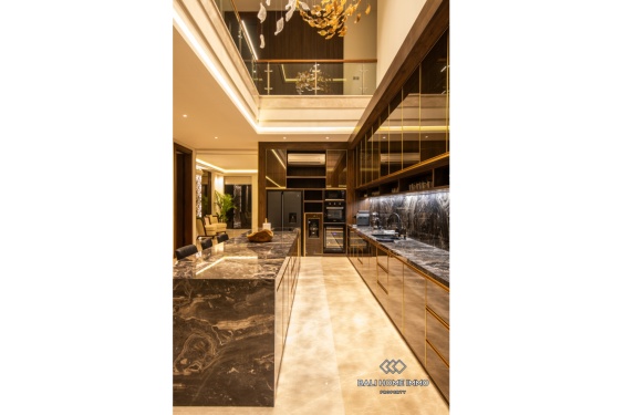 Image 12 from Luxueuse villa de 6 chambres avec vue imprenable à vendre et à louer à Ungasan