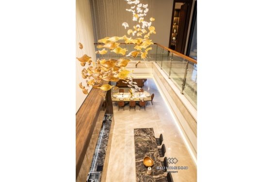 Image 11 from Luxueuse villa de 6 chambres avec vue imprenable à vendre et à louer à Ungasan