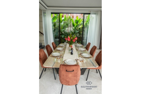 Image 10 from Luxueuse villa de 6 chambres avec vue imprenable à vendre et à louer à Ungasan