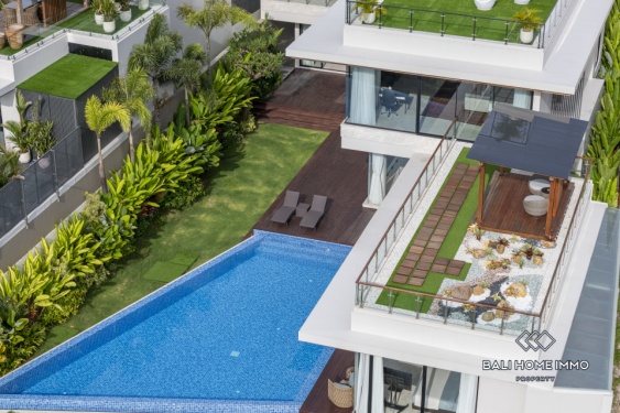 Image 3 from Luxurious 6 Bedroom Villa with Breathtaking Views for Sale in Ungasan