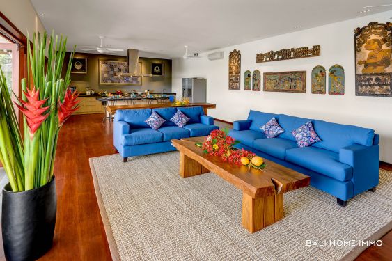 Image 6 from VILLA DE 7 CHAMBRES AVEC VUE SUR LA FALAISE ET L'OCÉAN À VENDRE À BALI PRÈS DE LA PLAGE DE PANDAWA