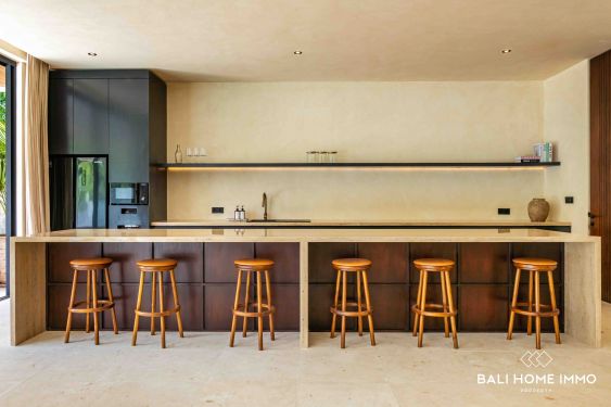 Image 8 from Villa de luxe de 3 + 1 chambres au bord de la rivière à vendre en location à Bali Tumbak Bayuh