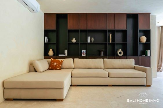Image 9 from Villa de luxe de 3 + 1 chambres au bord de la rivière à vendre en location à Bali Tumbak Bayuh