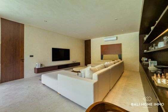 Image 6 from Villa de luxe de 3 + 1 chambres au bord de la rivière à vendre en location à Bali Tumbak Bayuh