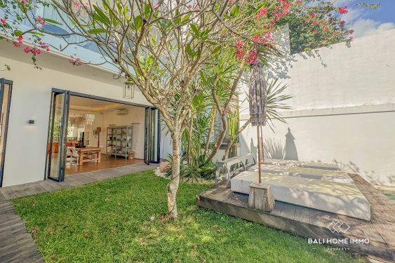 Image 2 from Vila Mewah 3 Kamar Tidur Disewakan dan Dijual Dekat Pantai