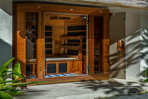 Image 18 from Villa Mewah 3 Kamar Dijual di Bali Seminyak