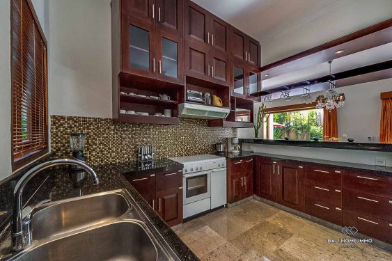 Image 17 from Villa Mewah 3 Kamar Dijual di Bali Seminyak