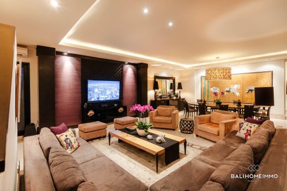 Image 10 from Villa mewah 3 kamar tidur di jantung Seminyak untuk dijual